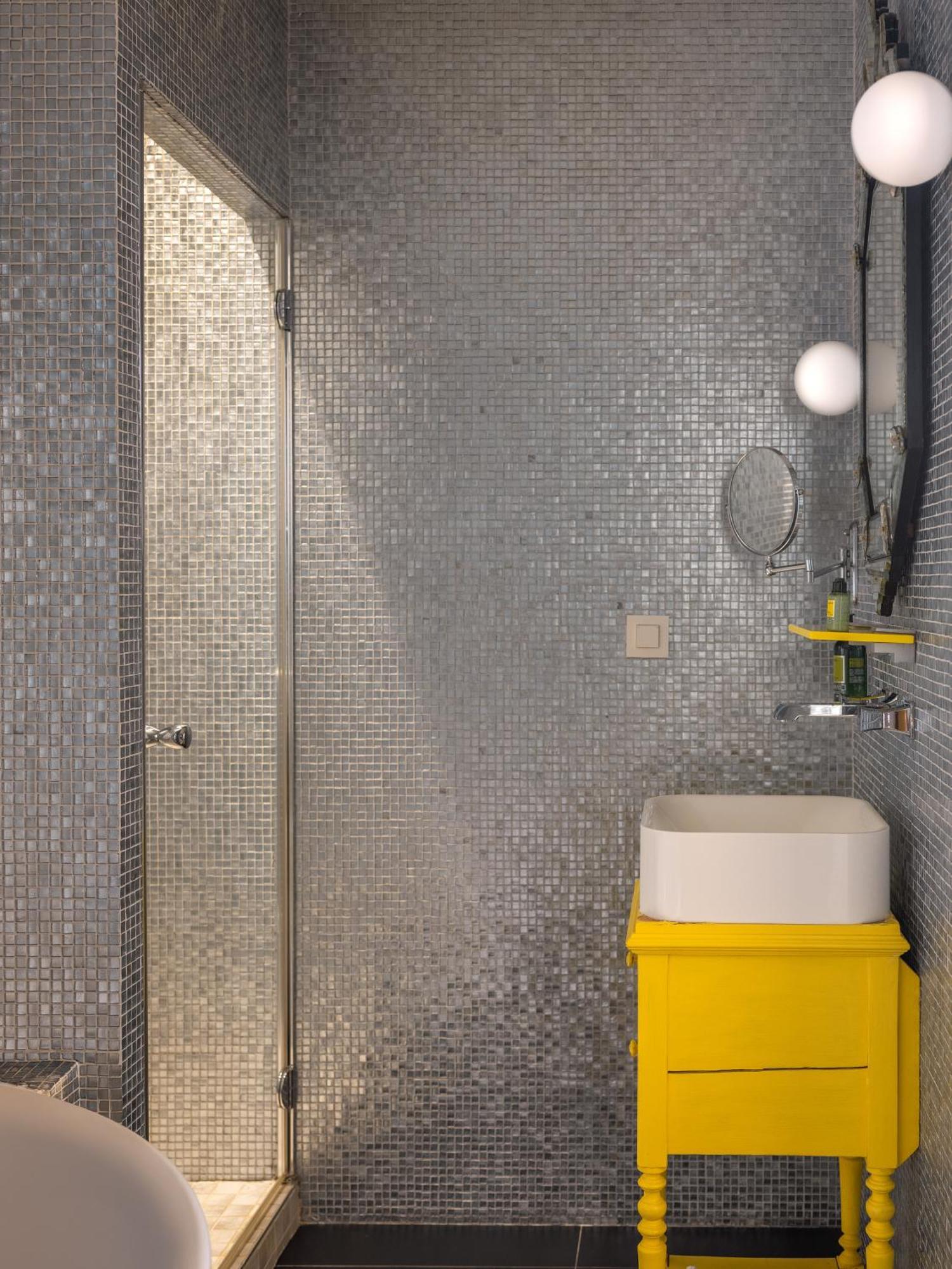 Crayon Rouge Hotel Parijs